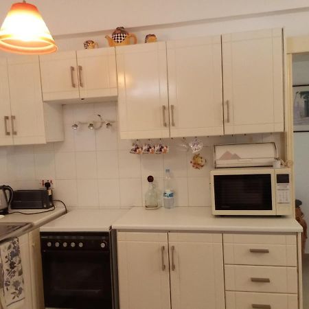Green Patio Larnaca Ngoại thất bức ảnh